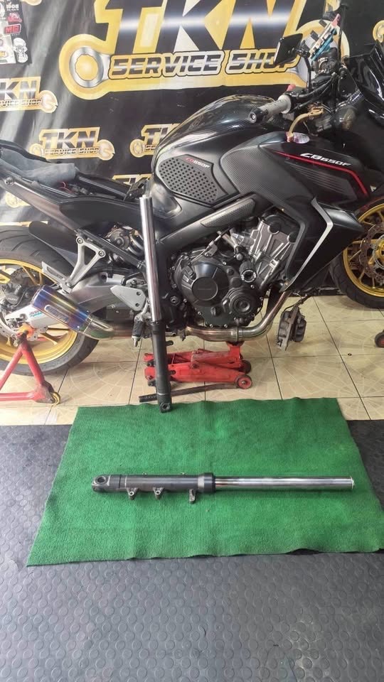 2013 Honda CB650F gallery 8