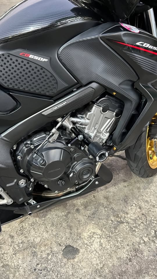 2013 Honda CB650F gallery 11
