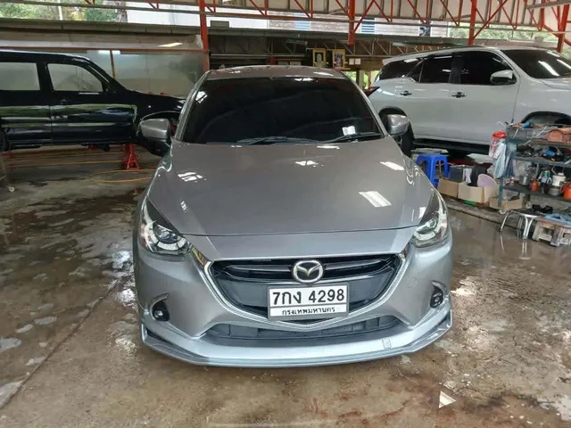 2017 Mazda 2 Sedan